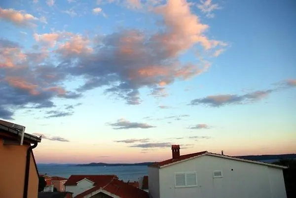 Ferienwohnung Mit Terrasse Und Grill Trogir