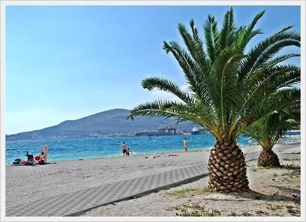 Apartment Ferienwohnung Mit Terrasse Und Grill Trogir