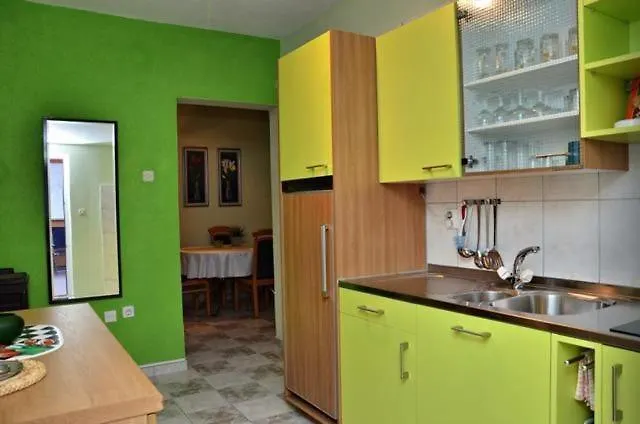 Ferienwohnung Mit Terrasse Und Grill Trogir 0*,