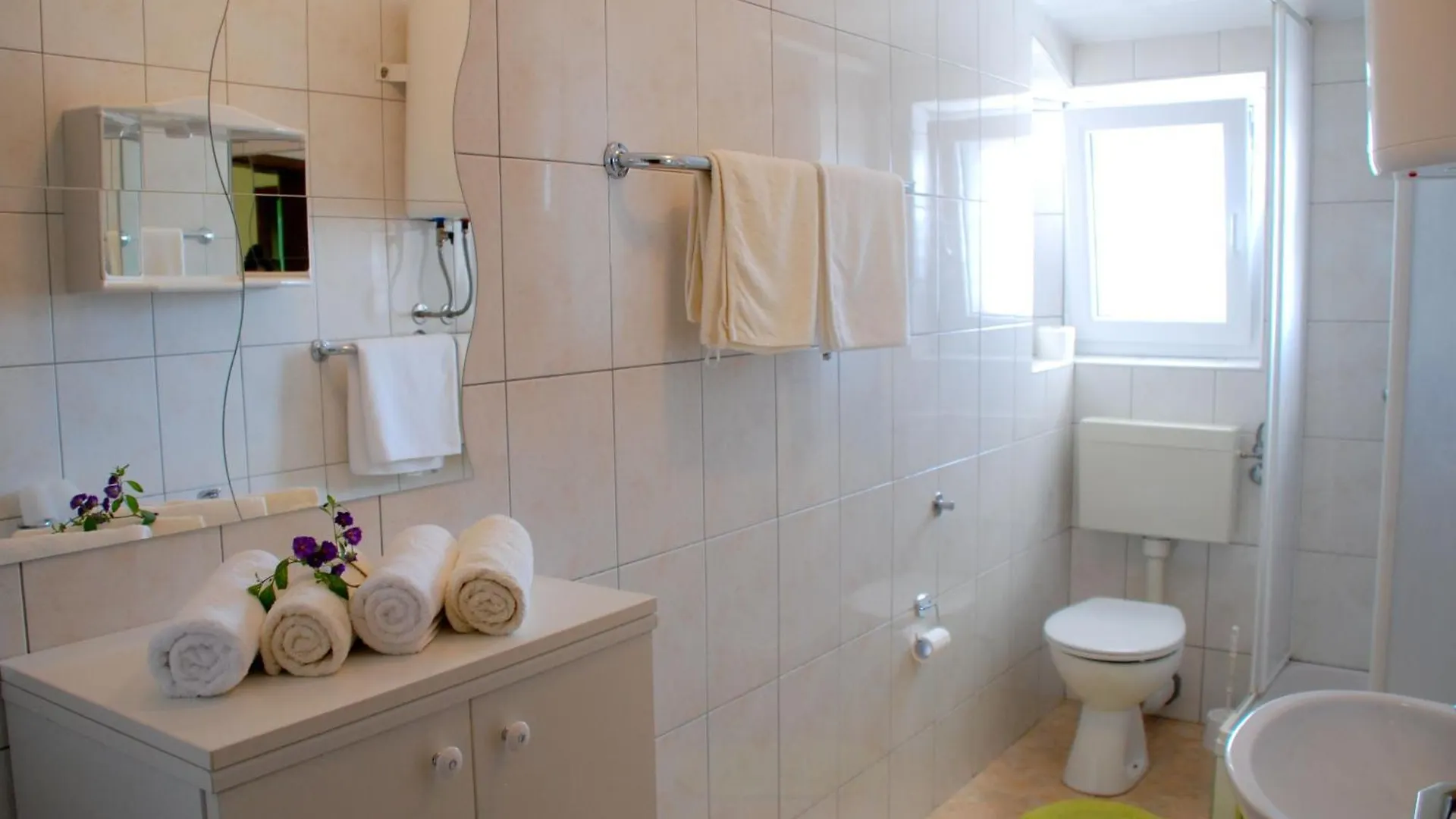 Ferienwohnung Mit Terrasse Und Grill Trogir